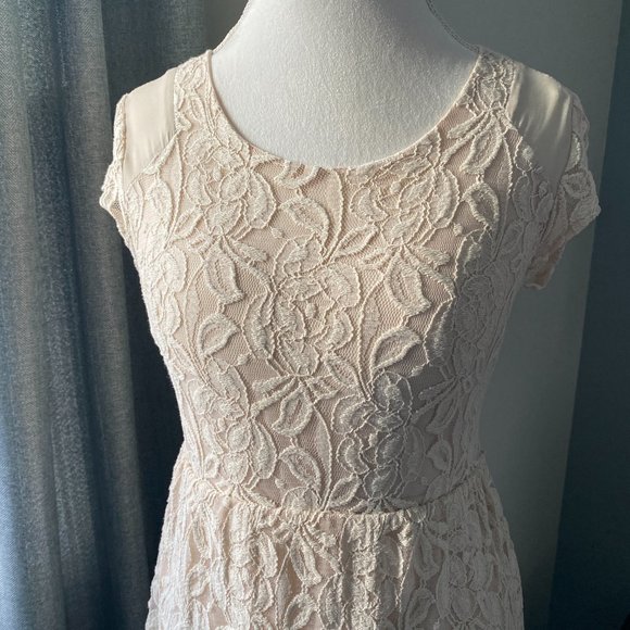 Anthropologie - Coincidence and Chance - Lacey Romantic Summer Dress - Picture 7 of 15